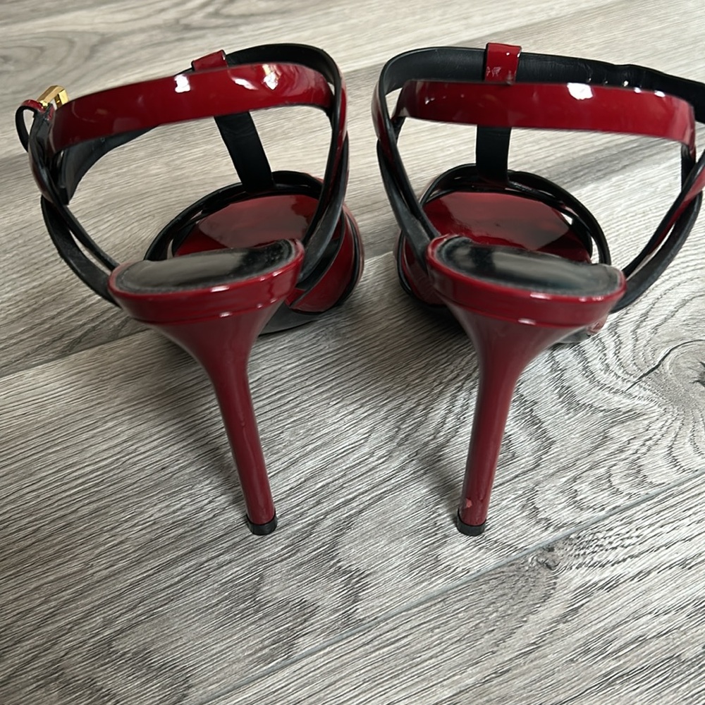 Saint Laurent Red Patent Leather Sandals - Picture 4 of 11